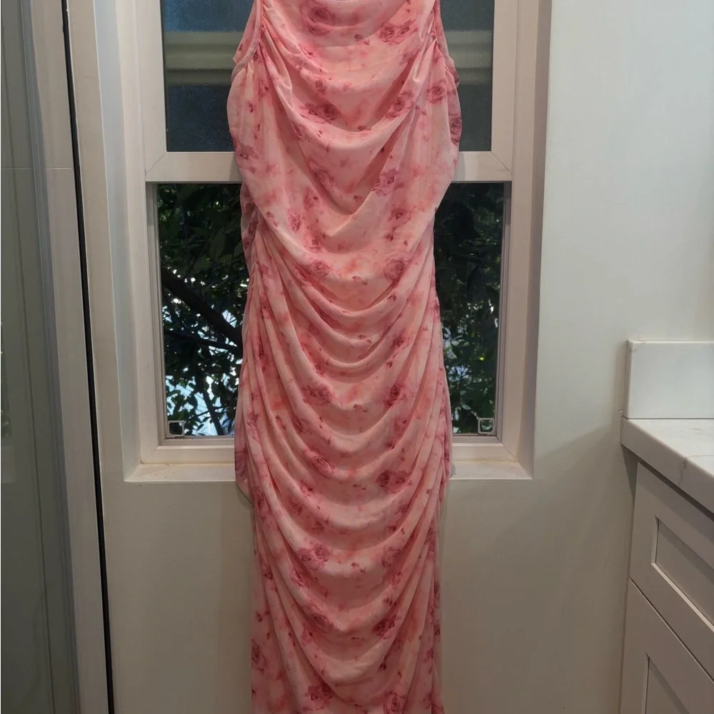 Elegant Pink Floral Women's Dress - Picture 1 of 2
